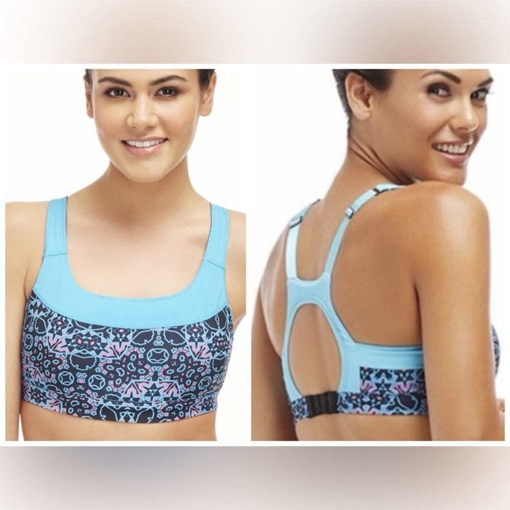 Fabletics sintra geometric keyhole sports bra. Size S